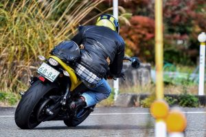 protections indispensables pour motards